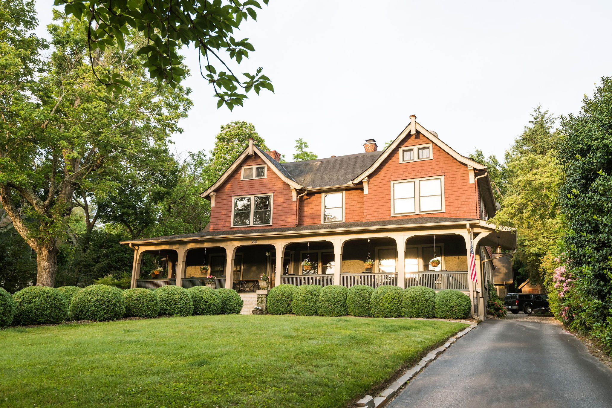 Stay at an asheville bed and breakfast